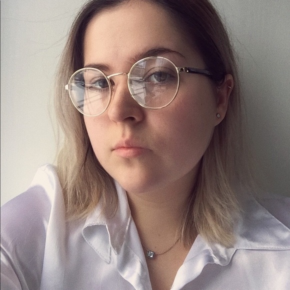 Meet your Posher, Mirka - Picture 1 of 1